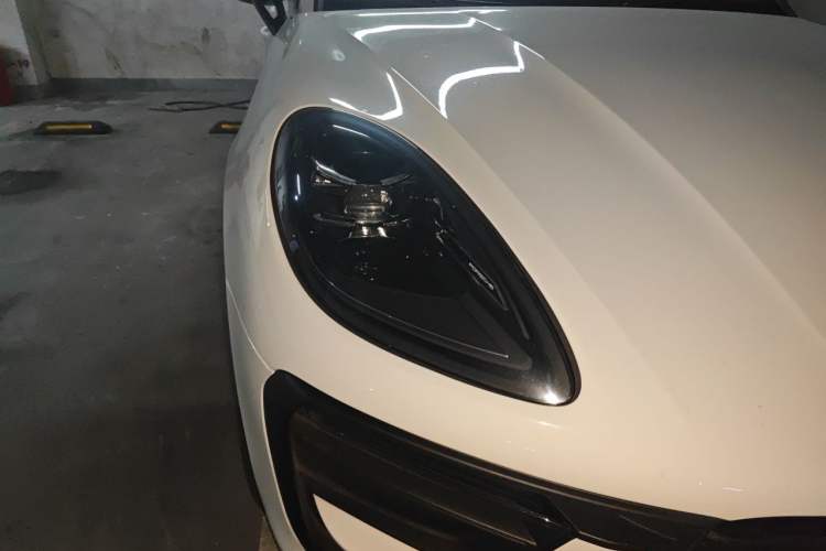 Used Porsche Macan 2023 Macan 2.0T Right Front Headlight