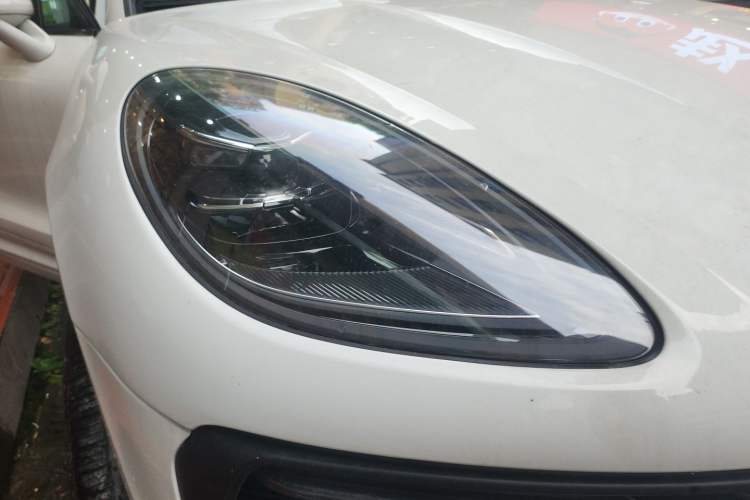 Used Porsche Macan 2023 Macan 2.0T Right Front Headlight