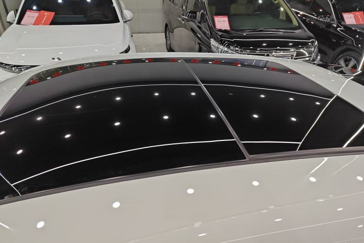Used Porsche Macan 2023 Macan 2.0T Roof