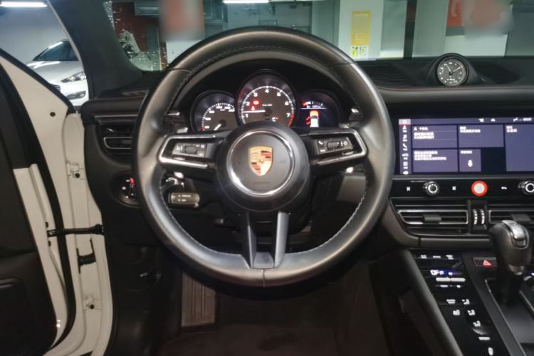 Used Porsche Macan 2023 Macan 2.0T Steering Wheel