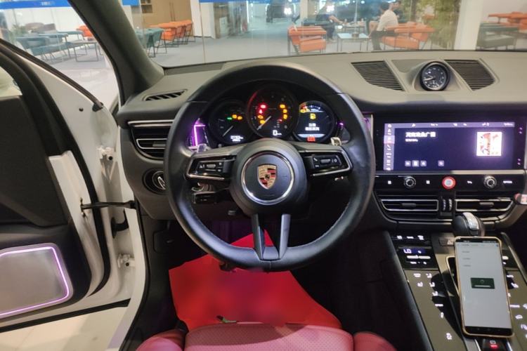 Used Porsche Macan 2023 Macan 2.0T Steering Wheel