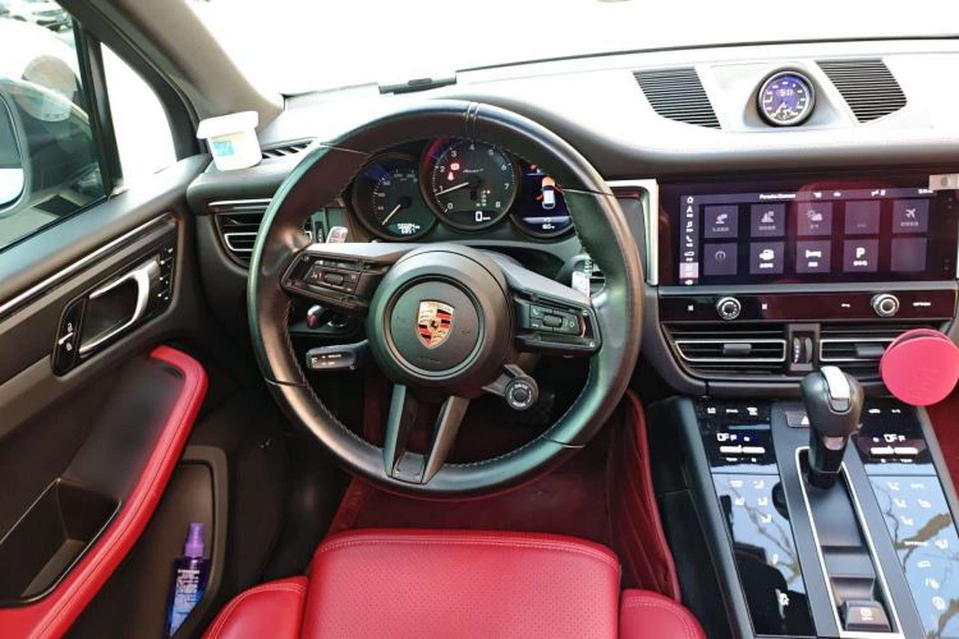 Used Porsche Macan 2023 Macan T 2.0T Steering Wheel