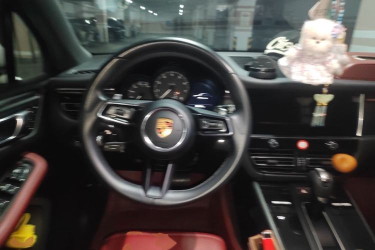 Used Porsche Macan 2023 Macan T 2.0T Steering Wheel