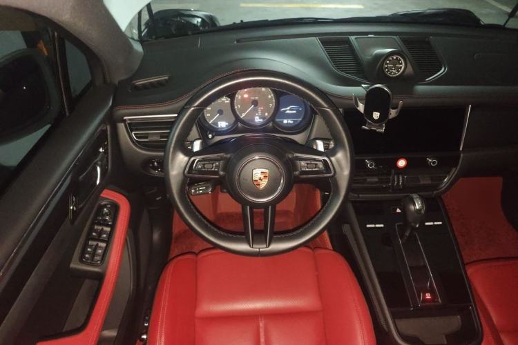 Used Porsche Macan 2023 Macan 2.0T Steering Wheel
