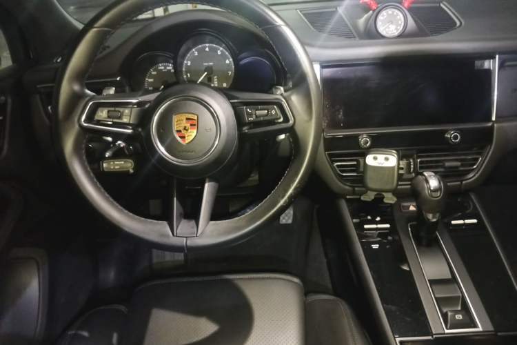 Used Porsche Macan 2023 Macan 2.0T Steering Wheel