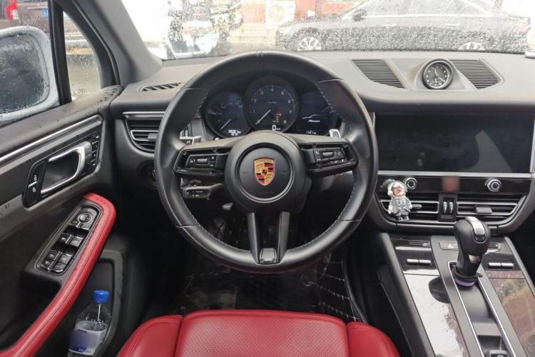 Used Porsche Macan 2023 Macan T 2.0T Steering Wheel