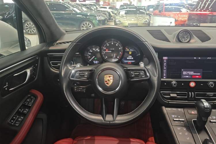 Used Porsche Macan 2023 Macan 2.0T Steering Wheel