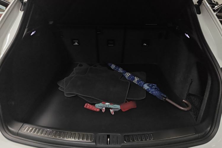 Used Porsche Macan 2023 Macan 2.0T Trunk