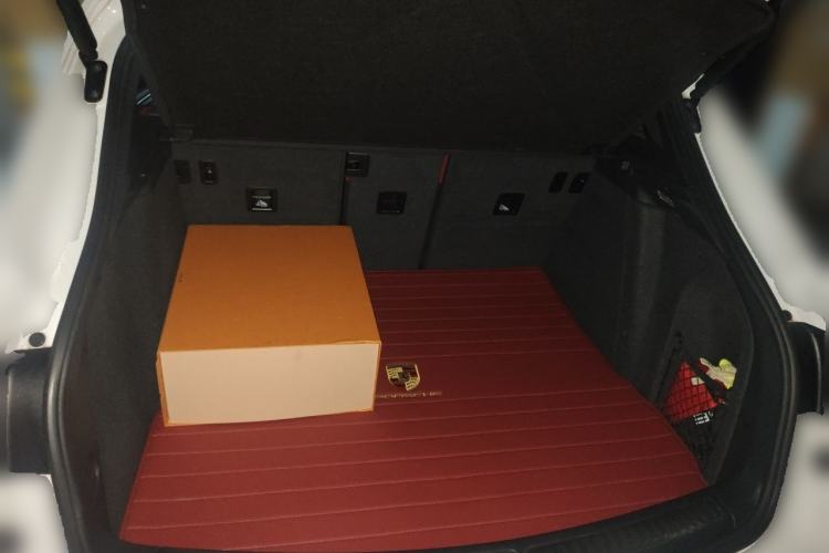 Used Porsche Macan 2023 Macan 2.0T Trunk