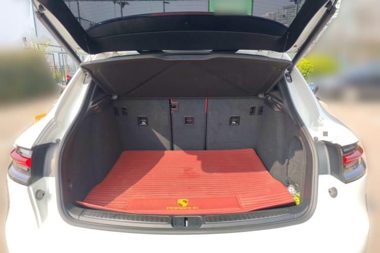 Used Porsche Macan 2023 Macan 2.0T Trunk
