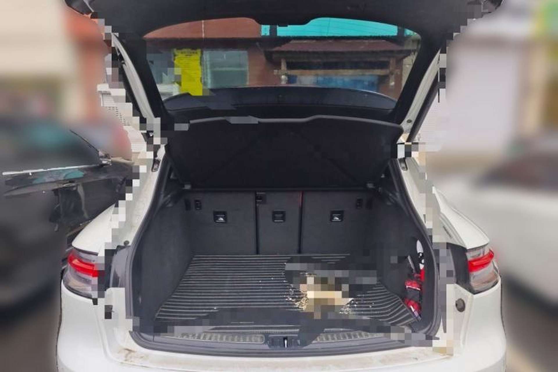 Used Porsche Macan 2023 Macan T 2.0T Trunk