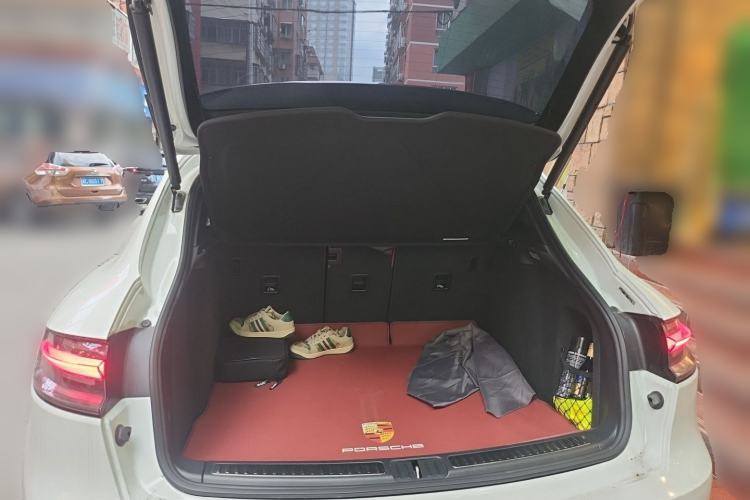 Used Porsche Macan 2023 Macan 2.0T Trunk
