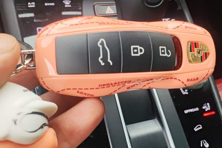 Used Porsche Macan 2023 Macan T 2.0T Vehicle Key