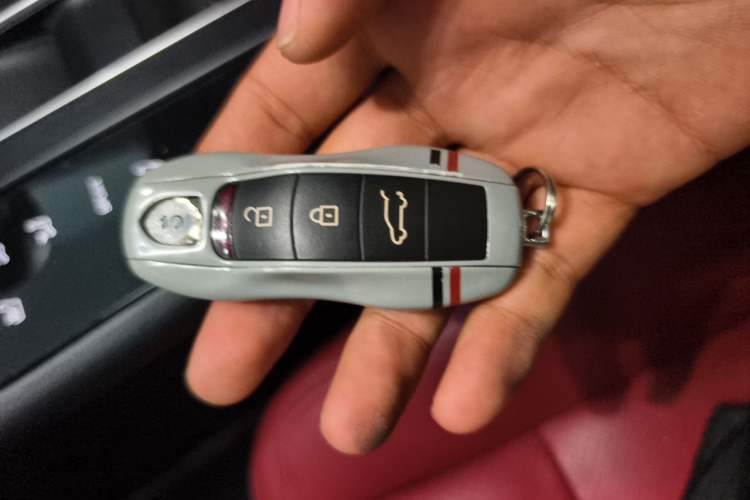 Used Porsche Macan 2023 Macan T 2.0T Vehicle Key