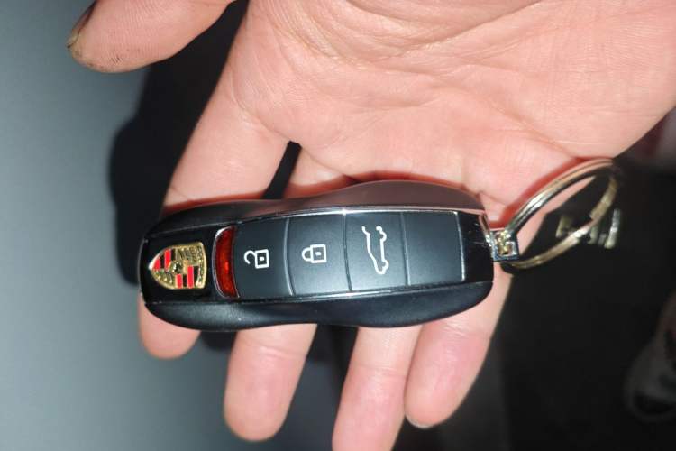 Used Porsche Macan 2023 Macan 2.0T Vehicle Key