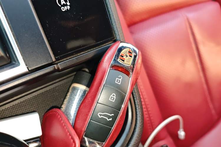 Used Porsche Macan 2023 Macan T 2.0T Vehicle Key