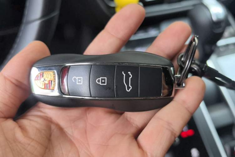 Used Porsche Macan 2023 Macan T 2.0T Vehicle Key