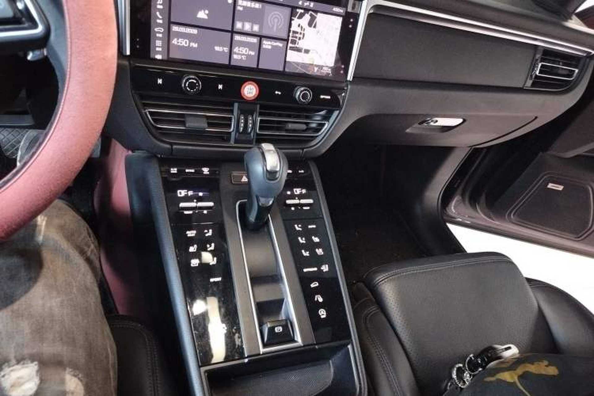 Used Porsche Macan 2023 Macan 2.0T Gear Lever
