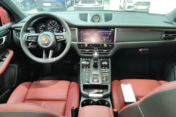 Used Porsche Macan 2024 Macan T 2.0T Center Console
