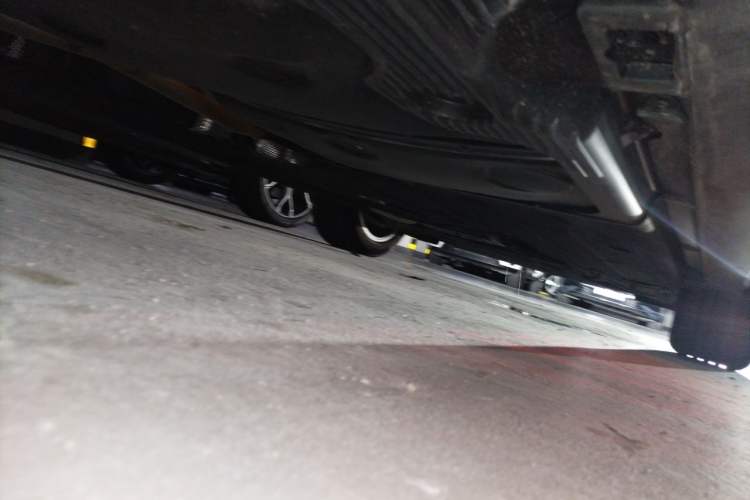 Used Porsche Macan 2024 Macan 2.0T Chassis Front Right