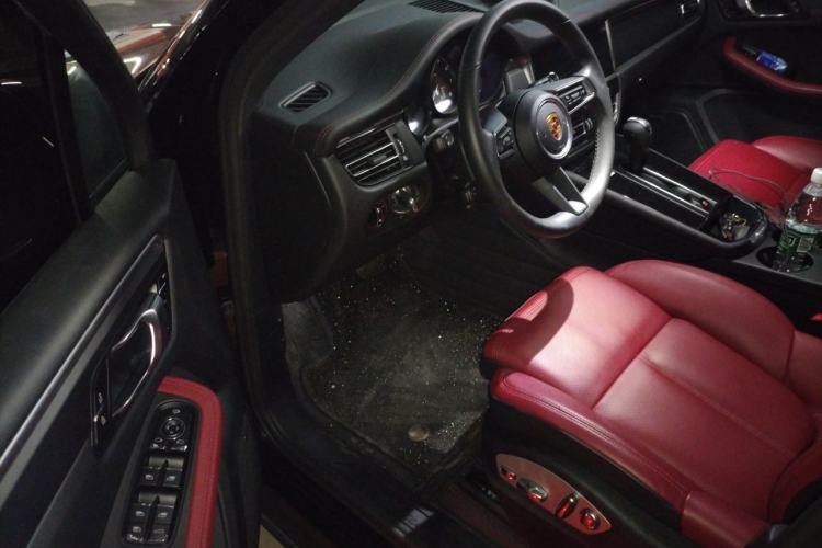 Used Porsche Macan 2024 Macan 2.0T Driver Seat