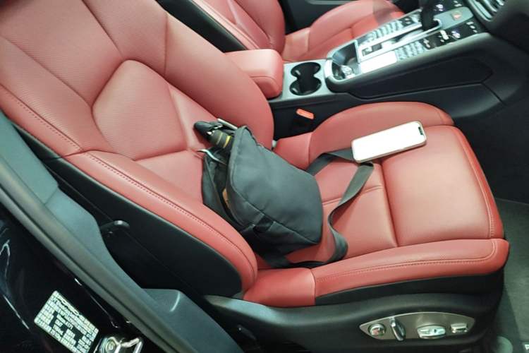 Used Porsche Macan 2024 Macan T 2.0T Right Front Seat