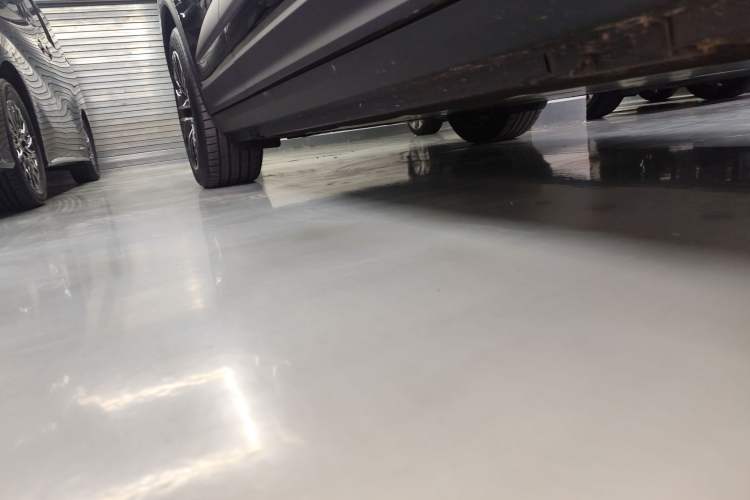 Used Porsche Macan 2024 Macan Long Range Edition Right Side Sill