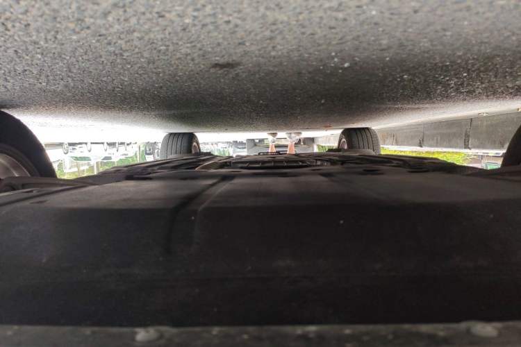 Used Porsche Macan 2024 Macan 2.0T Chassis Front