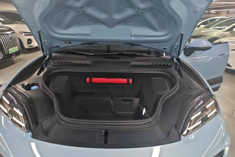 Used Porsche Macan 2024 Macan Long Range Edition Engine Bay