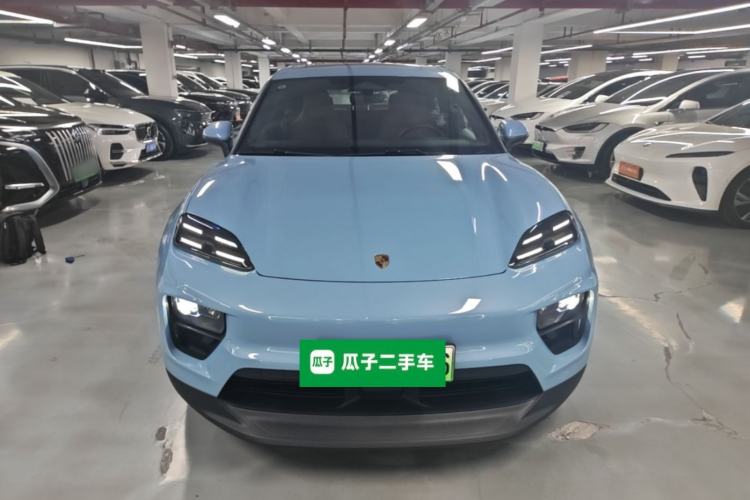 Used Porsche Macan 2024 Macan Long Range Edition Front