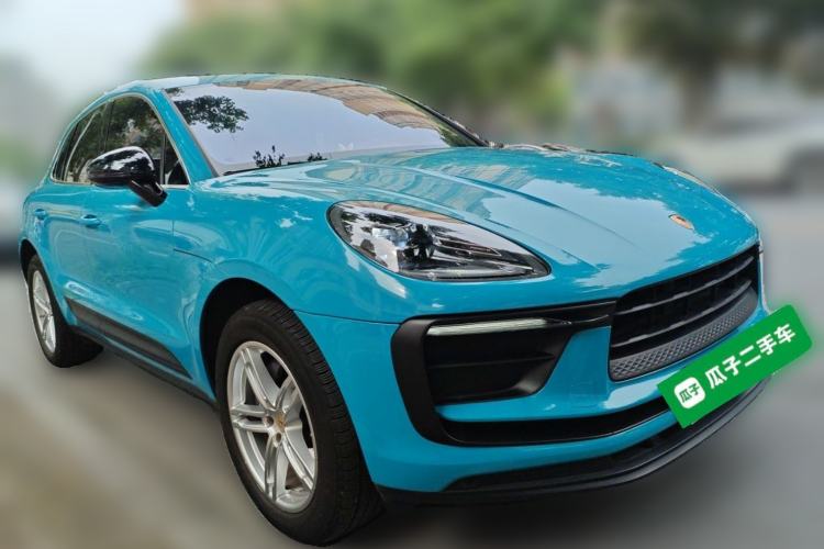 Used Porsche Macan 2024 Macan 2.0T Front Right 45 Deg