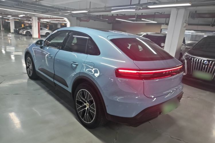 Used Porsche Macan 2024 Macan Long Range Edition Rear Left 45 Deg