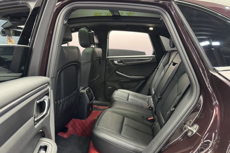 Used Porsche Macan 2024 Macan 2.0T Interior 7