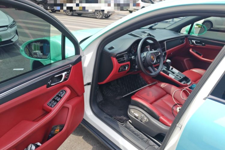 Used Porsche Macan 2024 Macan 2.0T Driver Seat