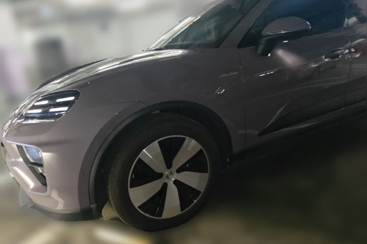 Porsche Macan 2024 Macan Long Range Edition