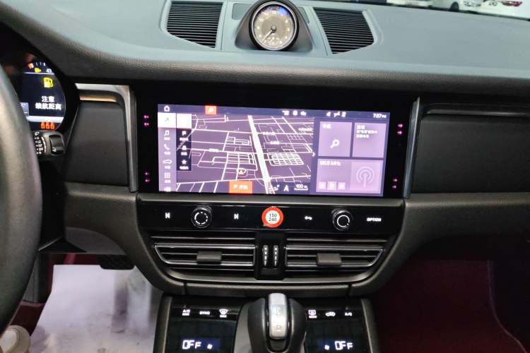 Used Porsche Macan 2024 Macan 2.0T Audio And AC Panel