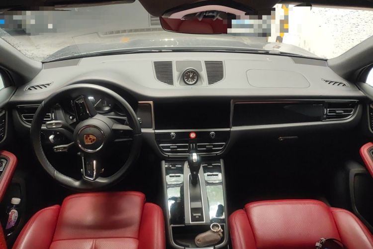 Used Porsche Macan 2024 Macan 2.0T Center Console