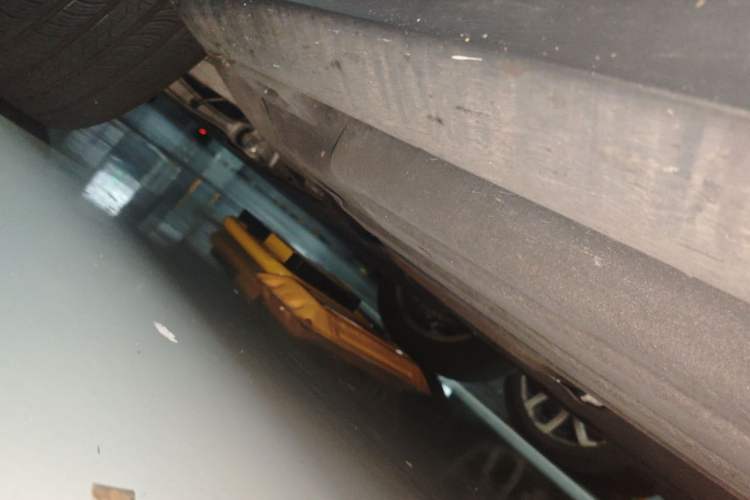 Used Porsche Macan 2024 Macan 2.0T Chassis Front Left