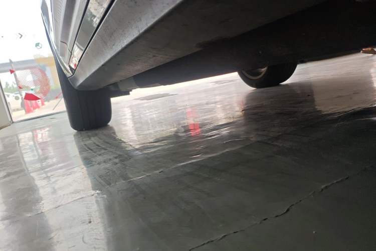 Used Porsche Macan 2024 Macan 2.0T Chassis Front Right