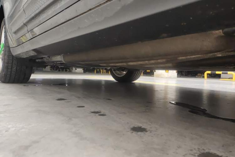 Used Porsche Macan 2024 Macan 2.0T Chassis Front Right
