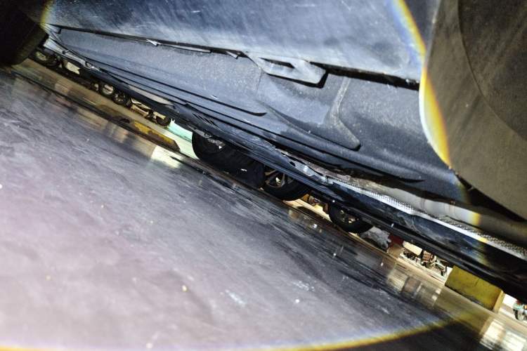 Used Porsche Macan 2024 Macan 2.0T Chassis Rear Left