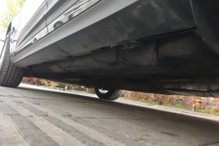 Used Porsche Macan 2024 Macan 2.0T Chassis Rear Left