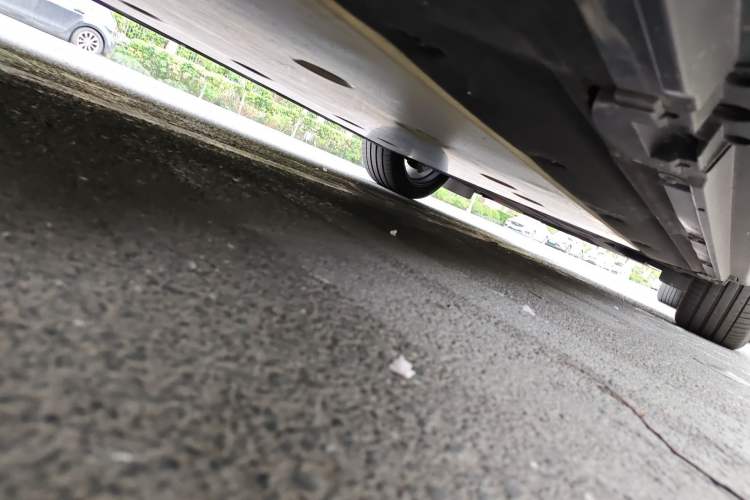 Used Porsche Macan 2024 Macan 4 Chassis Rear Right