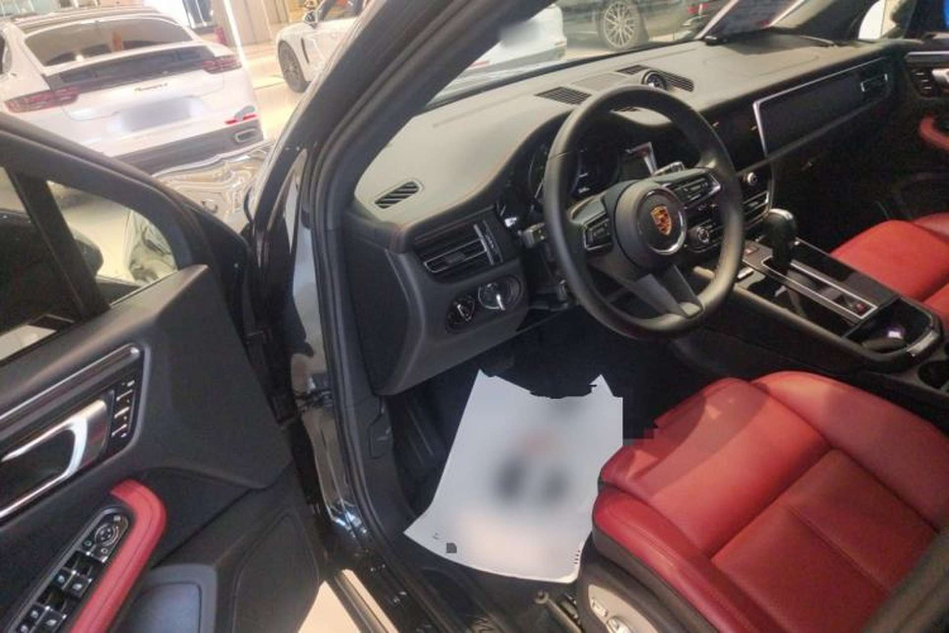 Used Porsche Macan 2024 Macan 2.0T Driver Seat
