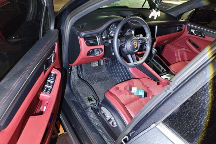 Used Porsche Macan 2024 Macan 2.0T Driver Seat