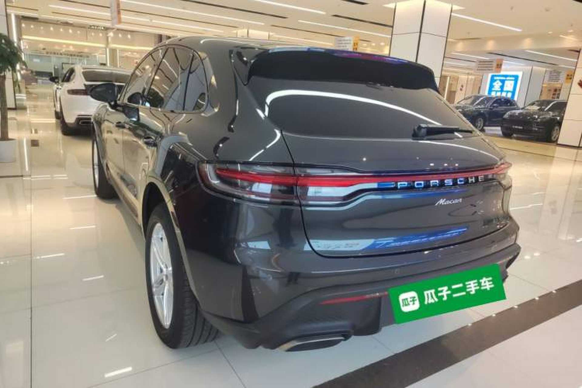 Used Porsche Macan 2024 Macan 2.0T Exterior 2