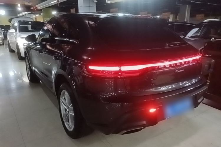 Used Porsche Macan 2024 Macan 2.0T Exterior 2