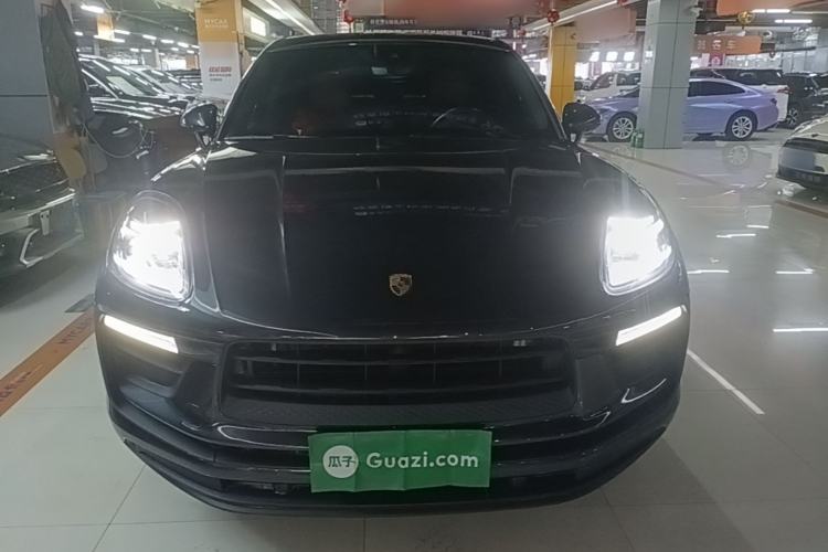 Used Porsche Macan 2024 Macan 2.0T Front