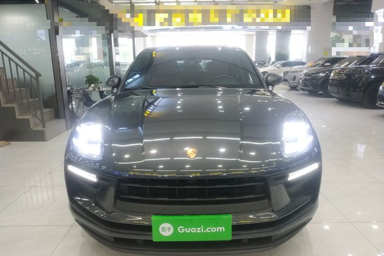 Used Porsche Macan 2024 Macan 2.0T Front