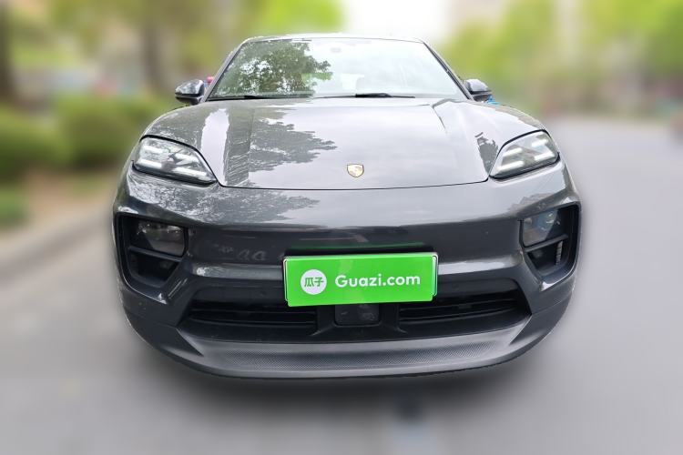 Used Porsche Macan 2024 Macan 4 Front